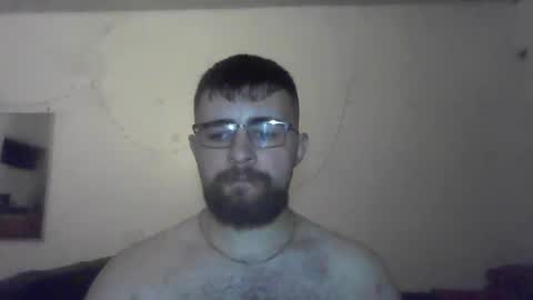Snapshot of hairy_man_69_ chatting on 09/16/25, 08:32 horny online show from 09/16/25, 08:32