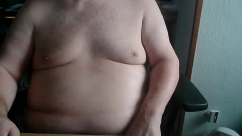 Snapshot of hairyarmpit_lover_1970 chatting on 10/23/25, 07:51 hairyarmpit_lover_1970 online show from 10/23/25, 07:51