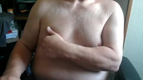 hairyarmpit_lover_1970 online show from 06/17/26, 09:01