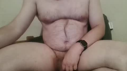 hairychest222141 online show from 04/04/26, 07:06