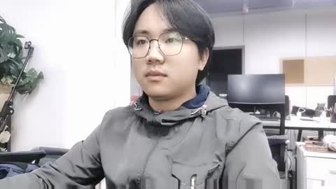 hairycol66 online show from 11/28/25, 02:53