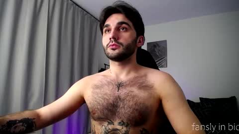 Snapshot of hairycuss chatting on 04/22/26, 07:26 Adam online show from 04/22/26, 07:26