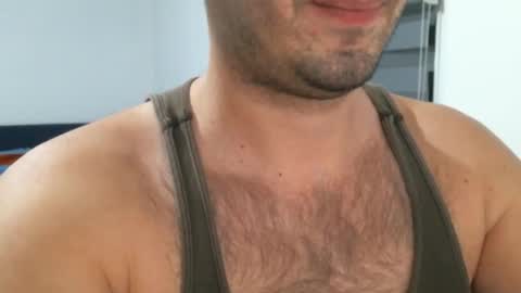 Snapshot of hairyeurostud chatting on 01/12/25, 01:00 Andy online show from 01/12/25, 01:00