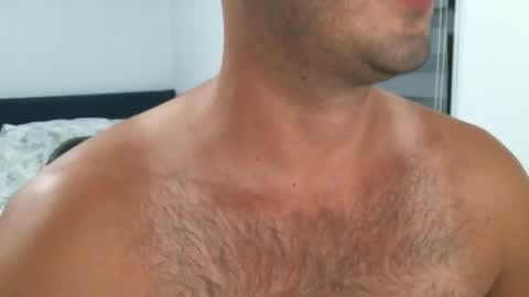 Snapshot of hairyeurostud chatting on 09/11/25, 12:00 Andy online show from 09/11/25, 12:00