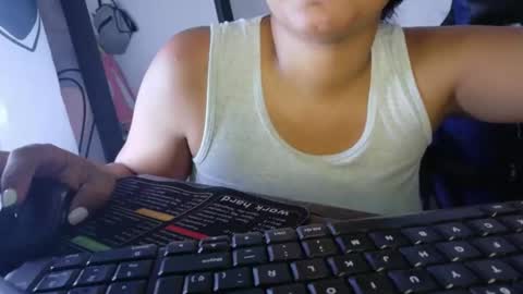 hairygirl83 online show from 04/22/26, 04:52