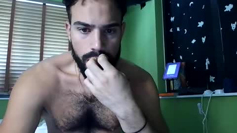 Snapshot of hairyholetop chatting on 12/03/24, 05:12 hairyholetop online show from 12/03/24, 05:12