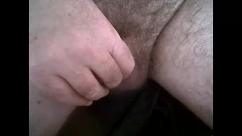 Snapshot of hairyman007 chatting on 10/28/25, 10:19 hairyman007 online show from 10/28/25, 10:19