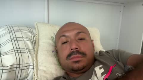 Snapshot of hairyman30000 chatting on 07/18/26, 01:32 hairyman30000 online show from 07/18/26, 01:32