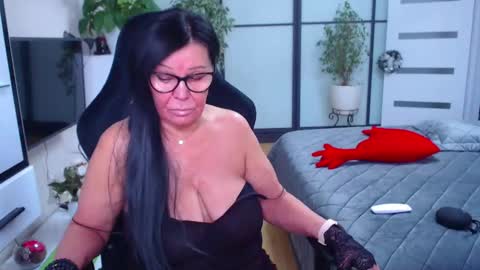 Monika online show from 01/20/25, 12:18