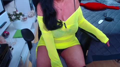 Monika online show from 01/26/25, 12:43