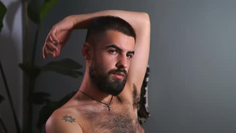 Snapshot of hairyrobxxx chatting on 09/17/25, 04:19 HairyRobXxX online show from 09/17/25, 04:19