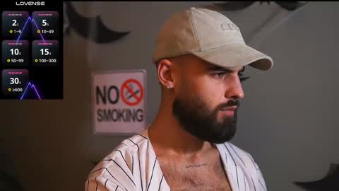 Snapshot of hairyrobxxx chatting on 10/18/25, 05:57 HairyRobXxX online show from 10/18/25, 05:57