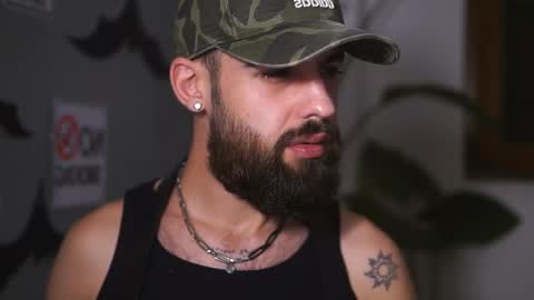 Snapshot of hairyrobxxx chatting on 11/06/25, 05:47 HairyRobXxX online show from 11/06/25, 05:47