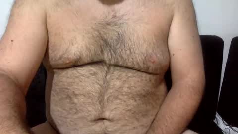 Snapshot of hairyweedman chatting on 12/18/24, 08:42 NN420 online show from 12/18/24, 08:42