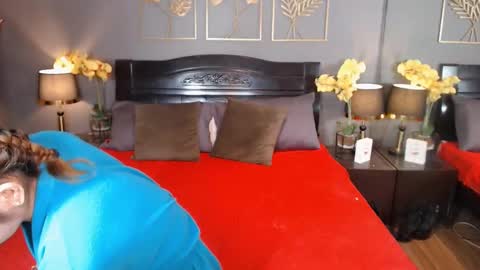 YOUR SIDECHIC HAILEY online show from 01/30/25, 08:21