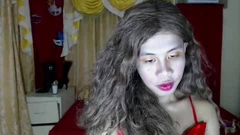 Snapshot of haku020485 chatting on 11/11/25, 11:32 haku020485 online show from 11/11/25, 11:32