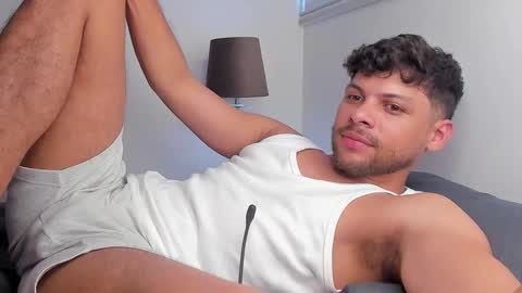 Independent       model  online show from 03/07/26, 09:12