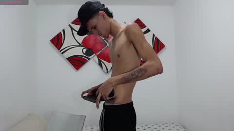 halan_demon online show from 02/01/25, 07:47