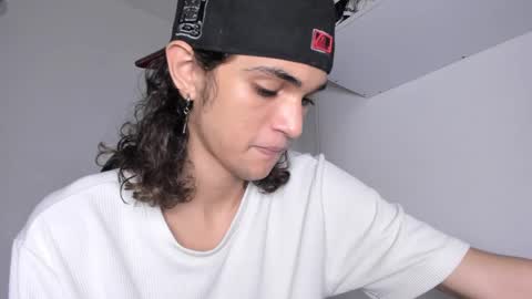 Snapshot of halan_jr chatting on 02/24/25, 02:30 halan online show from 02/24/25, 02:30