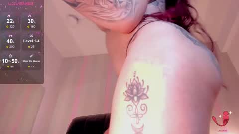 Snapshot of halanaa chatting on 02/23/25, 12:16 Halanna online show from 02/23/25, 12:16