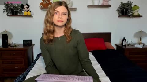 Snapshot of haleyreedme chatting on 02/10/26, 07:56 Haley online show from 02/10/26, 07:56