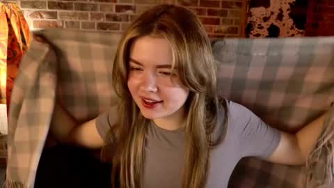 HaleySun online show from 10/25/25, 09:28