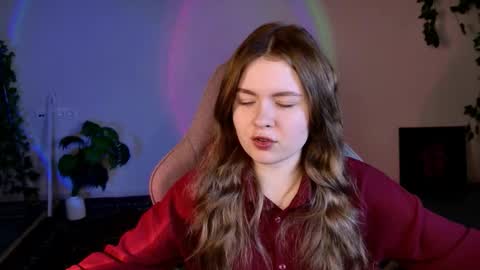 HaleySun online show from 11/26/25, 01:12