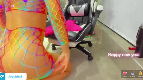 Anahis online show from 01/05/25, 11:22