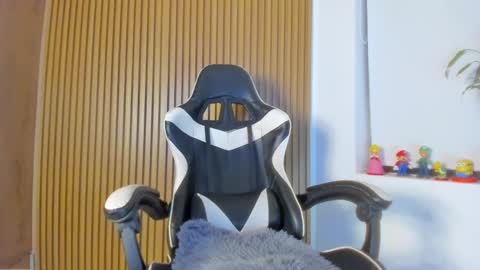 Anahis online show from 09/18/25, 03:08