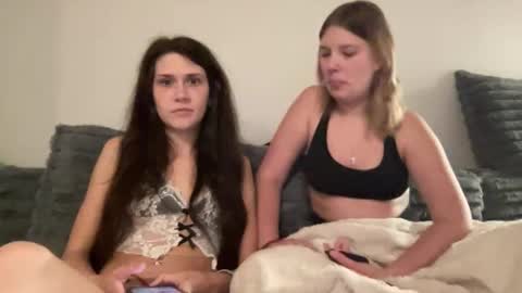 Hallee online show from 05/07/26, 01:44