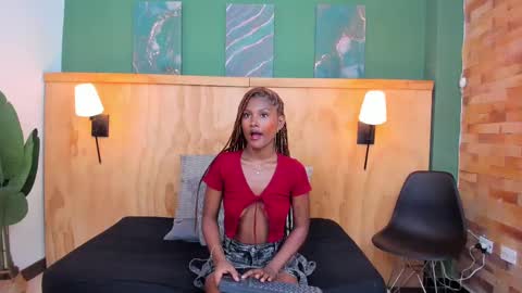 Halley Lorens online show from 09/15/25, 07:14