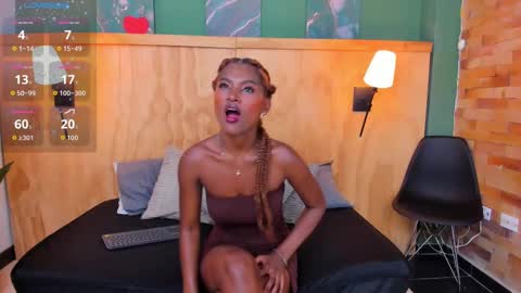 Halley Lorens online show from 09/22/25, 07:16