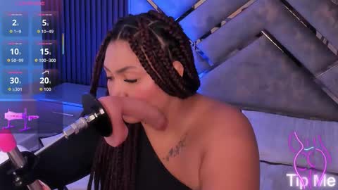 Snapshot of halleyrosse chatting on 11/25/25, 04:45 Halleyrosse online show from 11/25/25, 04:45