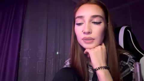 Holly online show from 11/13/25, 06:51