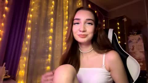 Holly online show from 12/18/25, 05:41