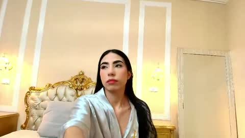 Hallie Stone online show from 04/17/26, 12:19