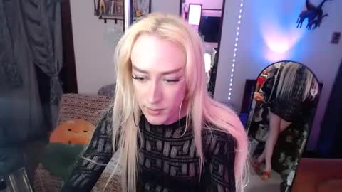 halovalentine online show from 02/23/26, 11:24