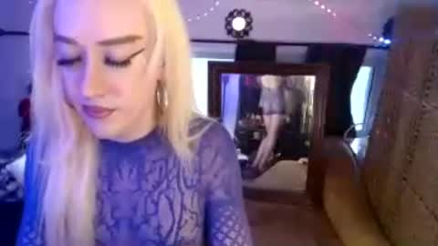 halovalentine online show from 07/02/26, 12:32