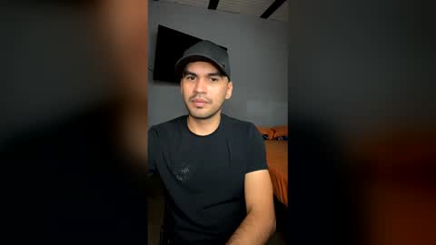 hamiltong12 online show from 12/19/25, 04:19