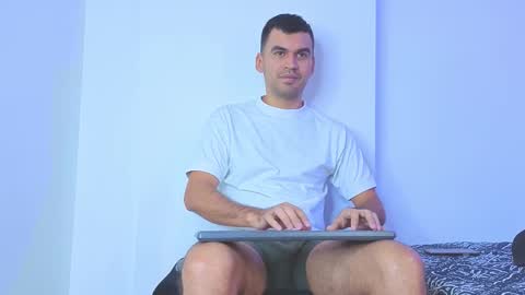 hamiltong12 online show from 01/17/26, 08:45