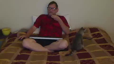 hammerthatthang73 online show from 10/10/25, 10:36