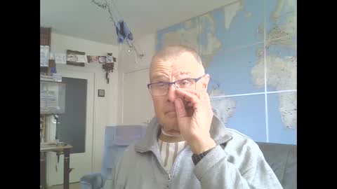 Prefer men 80 online show from 02/16/25, 03:48