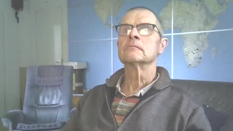 Prefer men 80 online show from 10/11/25, 03:43