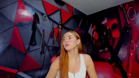 Hana and Zeta online show from 12/15/25, 12:20