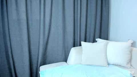 Snapshot of hanah_cho_cho chatting on 01/29/25, 06:01 Hanah online show from 01/29/25, 06:01