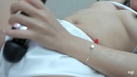 Snapshot of hanah_cho_cho chatting on 12/18/25, 06:08 Hanah online show from 12/18/25, 06:08