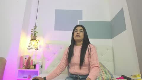 Snapshot of hanah_gray chatting on 01/23/25, 11:04 hanah_gray online show from 01/23/25, 11:04