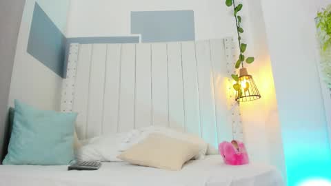 Snapshot of hanah_gray chatting on 10/02/25, 11:06 hanah_gray online show from 10/02/25, 11:06