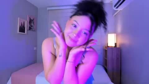 Snapshot of hanah_line chatting on 06/16/26, 01:36 Hanna Lineros online show from 06/16/26, 01:36