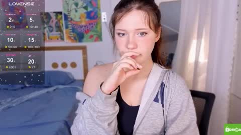 hanahwoods online show from 11/21/25, 01:26